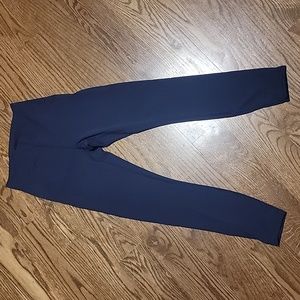 Lululemon InStill HR Tight size 4